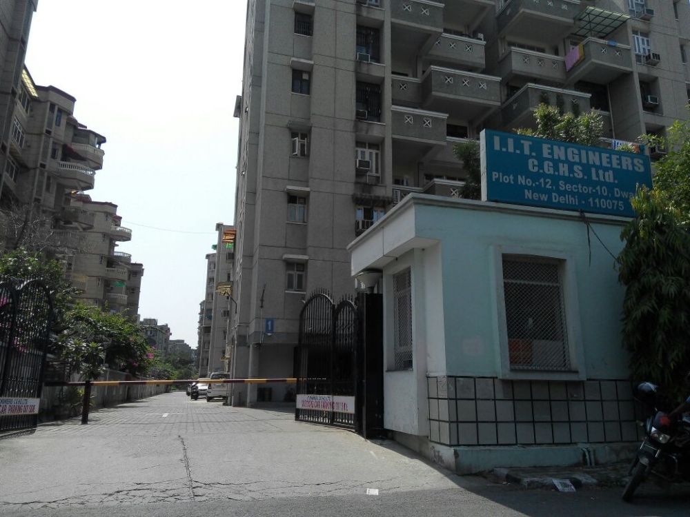 3 bhk flat for rent in IIT Engineers Apartment